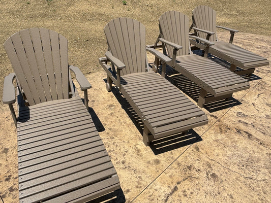 Outdoor Lounge Chairs